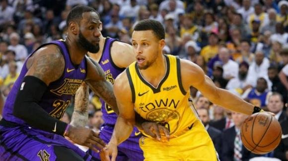 NBA, 25 dicembre 2018: i Lakers passano nel match stellare in casa Warriors. Tutte le gare