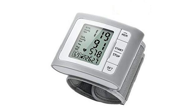 Mpow: il misuratore per la pressione del sangue indossabile come un orologio