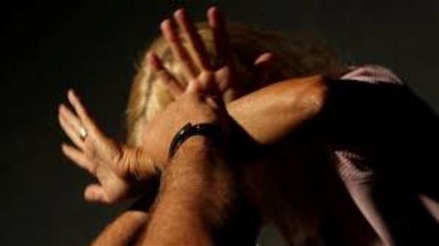 Lecce, 44enne fa un incidente stradale: violentata dal soccorritore