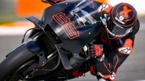 Jorge Lorenzo sarà operato a causa di una frattura al polso