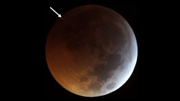Un meteorite ha colpito la Luna durante l’eclissi del 21 gennaio