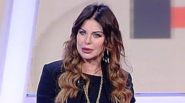 "Tv Talk", Alba Parietti parla del canna-gate e degli ascolti de "L’Isola dei Famosi"