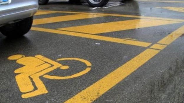 Catania: li rimprovera per aver occupato il suo posto auto. Disabile viene picchiato