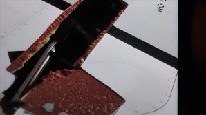 Ryanair: scena da film sul volo Francoforte-Bari. Atterraggio d’emergenza per squarcio all’ala