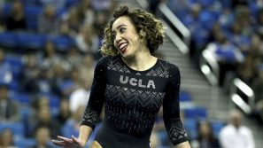 L’esibizione dell’atleta è semplicemente perfetta: Katelyn Ohashi incanta tutti, i giudici le danno 10