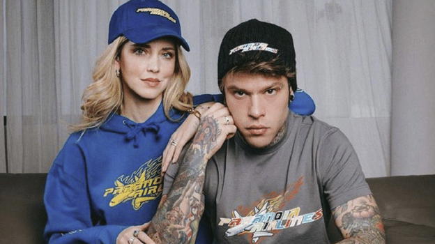 Fedez, felpe in omaggio con il suo album rivendute a 12mila euro: l’appello del rapper