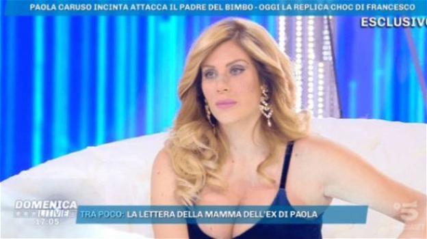 Domenica Live, Paola Caruso contro il suo ex: "Chiederò l’esame del DNA per mio figlio"
