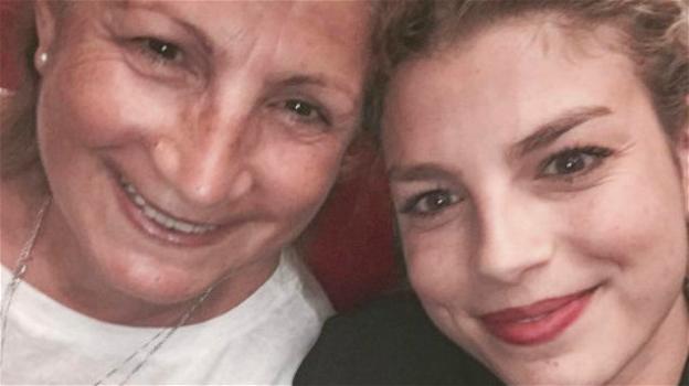Emma Marrone fa gli auguri di compleanno alla sua cara mamma: "Mi scendono le lacrime, mi manchi da morire"