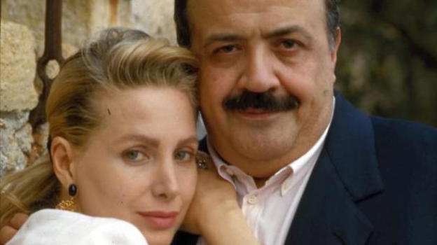 Marta Flavi parla di Costanzo e svela: "Non ricordo il matrimonio con lui. Abbiamo preso strade diverse, per fortuna"