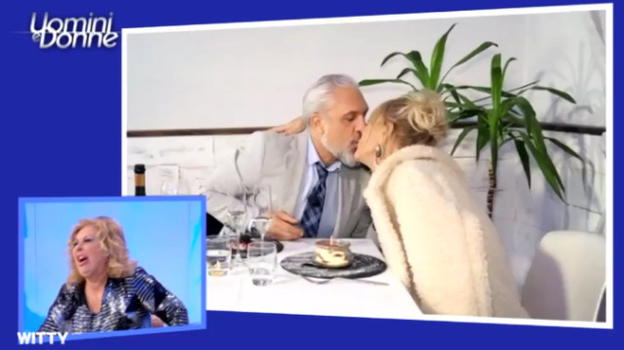Anticipazioni U&D: Gemma e Rocco parlano di convivenza, Riccardo indeciso e il video integrale di Claire e Gian Battista