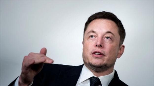 Tesla, nuove accuse per Elon Musk su un tweet non autorizzato: per la Sec, accordo violato