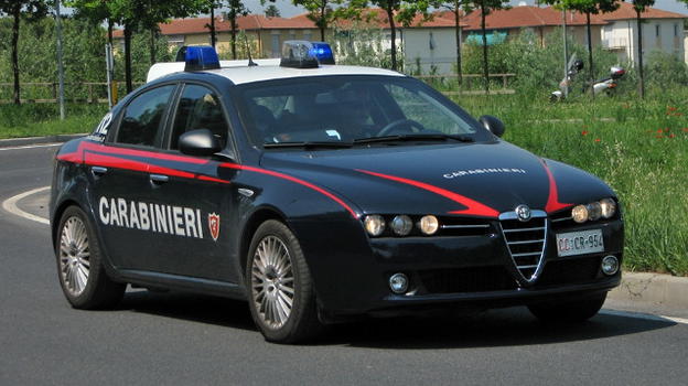 Roma, evade dai domiciliari. Si riconsegna ai carabinieri perchè stanco dei litigi con la compagna