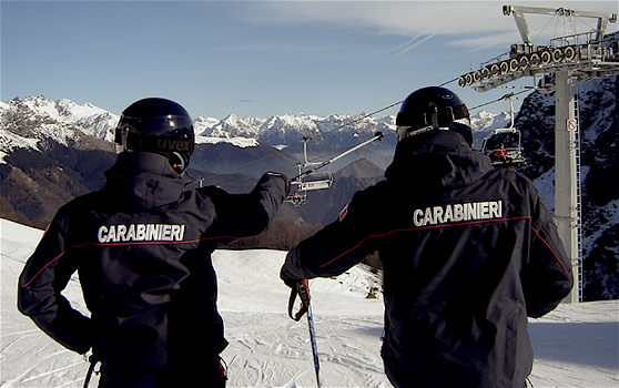 60 carabinieri sulle piste da sci a caccia di chi fa uso di cannabis