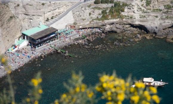 Le 8 località termali gratuite d’Italia in cui vale la pena immergersi almeno una volta nella vita
