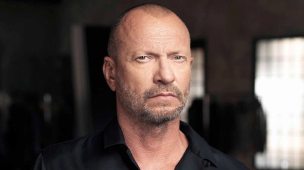 Biagio Antonacci celebra un matrimonio gay, ma viene attaccato sul web