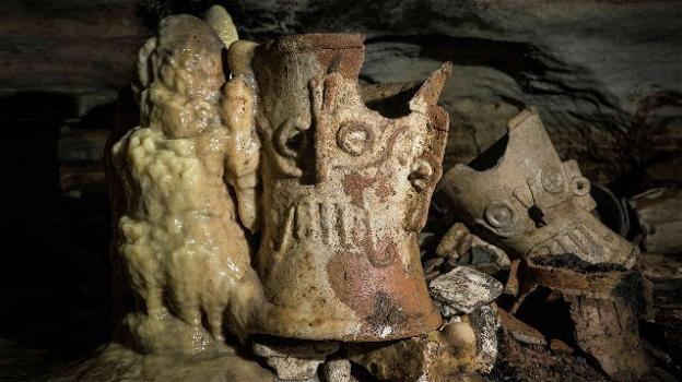 Messico, scoperta una grotta Maya piena di tesori
