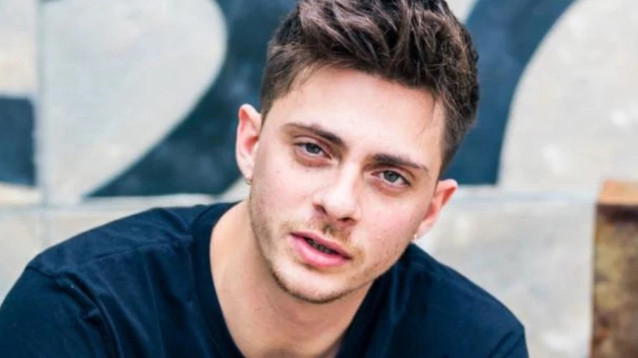 Amici 18, Alessandro Casillo rompe il silenzio: "Ho lasciato perché non posso perdere stima e fiducia in me stesso"