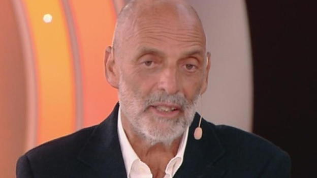 L’Isola dei Famosi, Paolo Brosio ritorna dall’Honduras con una missione: "E’ stato un segno divino"