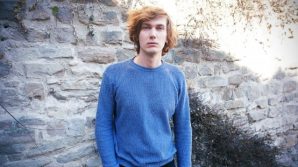 Realizzato in Italia il primo maglione al mondo con denim riciclato.