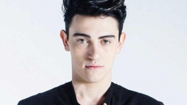 Michele Bravi rompe il silenzio dopo 5 mesi dall’incidente