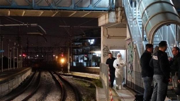 Stupro alla stazione di San Giorgio (Napoli), scarcerato il secondo uomo. La vittima: "Sono delusa e amareggiata"
