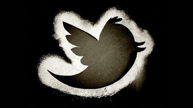 Twitter "spegne le luci": partito il roll-out della modalità ultra scura, ma non per tutti