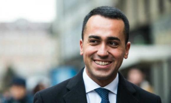 Napoli: il condominio che attende il reddito di cittadinanza