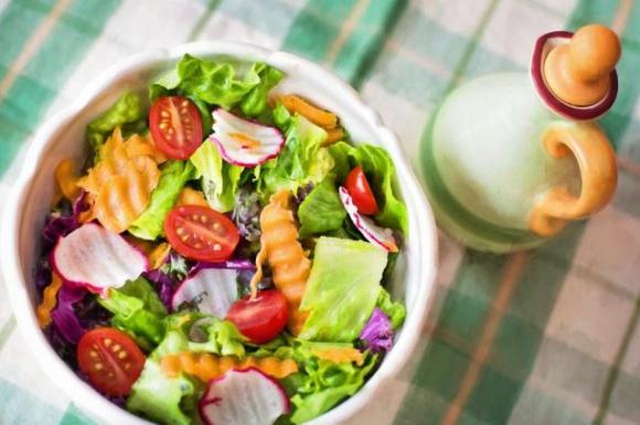 Google: l’emoji dell’insalata sarà senza l’uovo per rispetto dei vegani