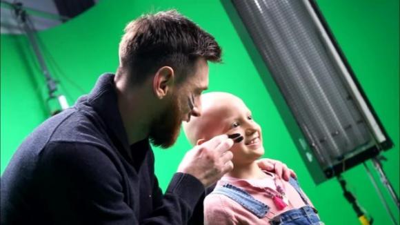 Lionel Messi e il gesto più bello di sempre: un reparto di oncologia per i bambini malati di cancro