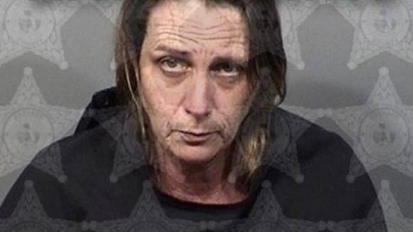 Spara al fidanzato perchè russava troppo: 47enne arrestata
