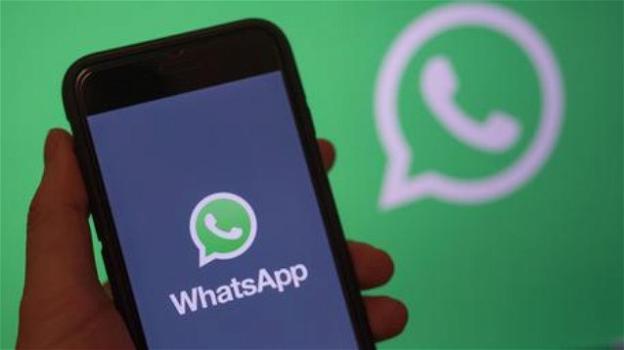WhatsApp: rilasciata la funzione contro gli inviti coatti ai gruppi, fastidioso bug alle notifiche