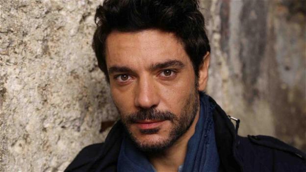Giuseppe Zeno: curiosità sulla vita dell’attore protagonista di "Mentre ero via"