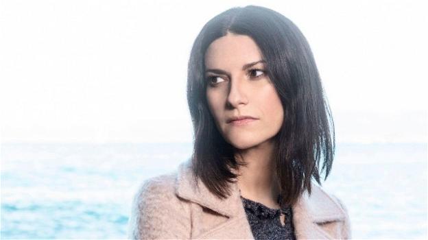 Laura Pausini si sfoga a Radio Rai 2: "Al cimitero rubano i fiori dalla tomba della mia nipotina"
