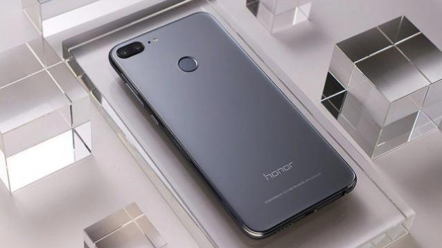 Honor 9 lite in offerta da Unieuro e MediaWorld