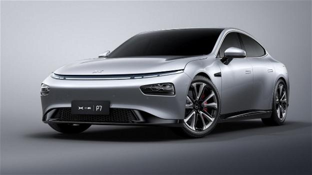 Xpeng P7: presentata la berlina coupé elettrica, a trazione integrale, rivale delle Tesla