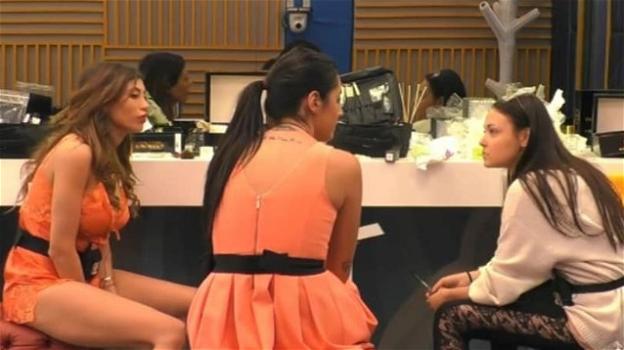 Grande Fratello 16, Valentina Vignali si sfoga con Mila Suarez e parla del suo ex Laudoni: "Mi arresteranno prima o poi"