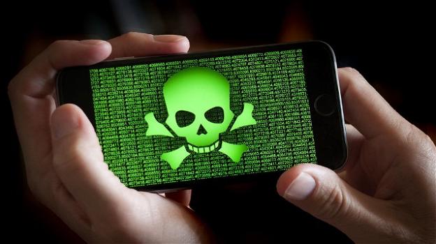 Poker di attacchi alla sicurezza degli smartphone con 4 pericolose minacce applicative