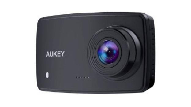 Aukey DRA1: dash cam per auto, con scatola nera e supporto GPS