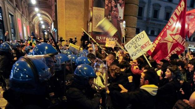 Comizio Salvini, la testimonianza shock di una manifestante picchiata dalla polizia