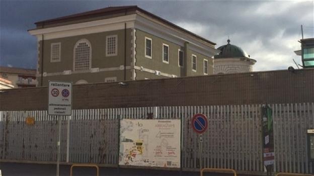 Rivolta nel carcere di Campobasso, materassi bruciati e urla dalle finestre