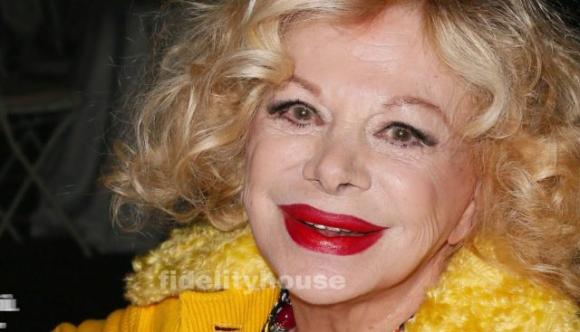 Sandra Milo confessa: “Per pagare i miei debiti, mi sono concessa ad un uomo e lui ha saldato tutto”