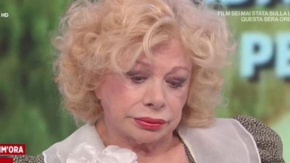 Sandra Milo confessa: “Per pagare i miei debiti, mi sono concessa ad un uomo e lui ha saldato tutto”