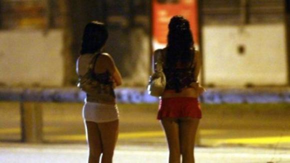 Rito voodoo per diventare invisibili agli occhi dei poliziotti: corrieri della droga nigeriani arrestati