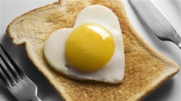 Uova, non più di uno al giorno: rischio infarto e ictus