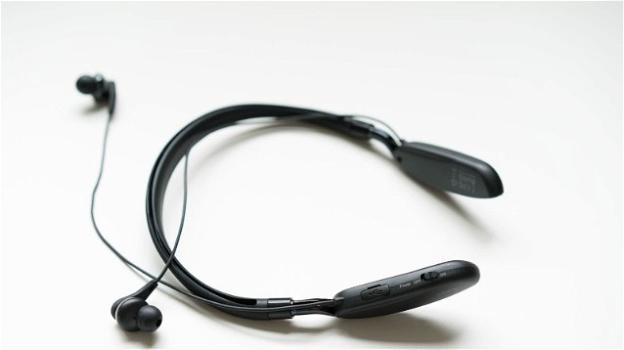 Aukey EP-B39: gli auricolari Bluetooth con neckband e microfono integrato