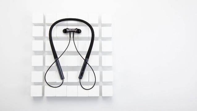 Umidigi Ubeats: ufficiali le cuffie wireless con neckband, supporto al Bluetooth 5.0 e maxi autonomia