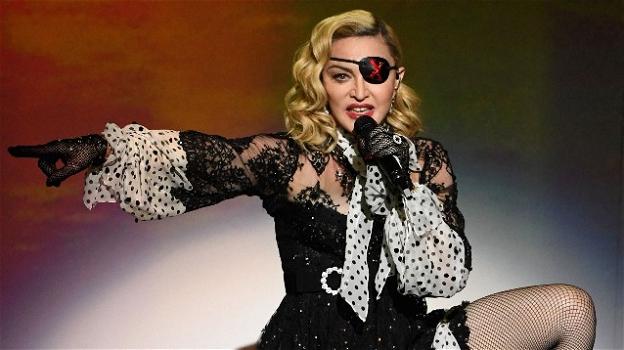 Madonna è contraria all’avanzare delle destre, colpevoli di far sprofondare il mondo nel Medioevo