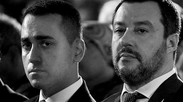 Salvini minaccia di lasciare il governo. La risposta di Di Maio: "le tasse si abbassano lavorando e non con interviste"