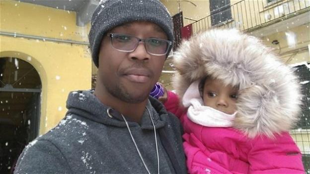 Cremona, padre accoltella figlia di due anni e tenta il suicidio: disperato per l’imminente separazione