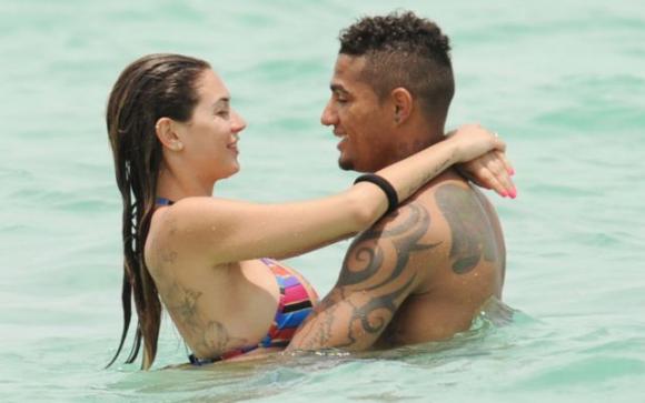 Melissa Satta furiosa sui social e smentisce il presunto flirt con Tommy Chiabra: “Sono in un momento delicato della mia vita”